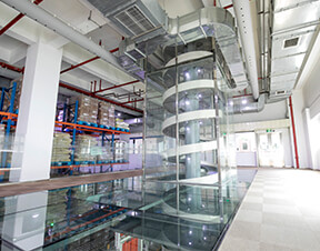 保健品包装现场